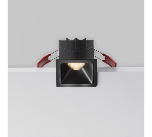 Встраиваемый светильник Maytoni Alfa LED DL043-01-10W3K-SQ-B-1 Встраиваемый светильник Maytoni Alfa LED DL043-01-10W3K-SQ-B-1