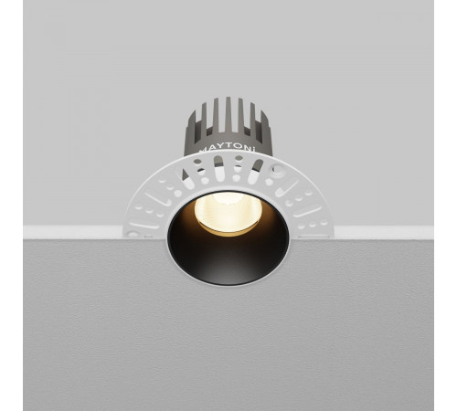 Встраиваемый светильник Maytoni Technical Dip DL119-10W-3K-TRS-B Встраиваемый светильник Maytoni Technical Dip DL119-10W-3K-TRS-B