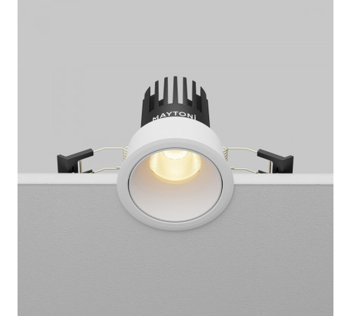 Встраиваемый светильник Maytoni Dip DL115-10W-2.7K-W