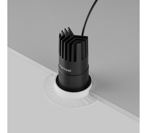 Встраиваемый светильник Maytoni Dip DL120-10W-2.7K-TRS-B