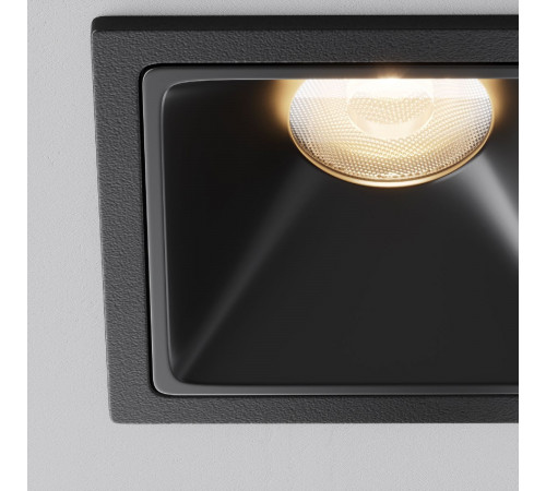 Встраиваемый светильник Maytoni Alfa LED DL043-01-10W3K-SQ-B-1 Встраиваемый светильник Maytoni Alfa LED DL043-01-10W3K-SQ-B-1