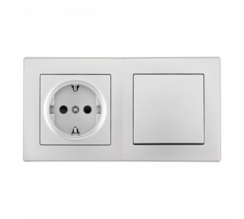 Выключатель одноклавишный с розеткой Arte Milano SET06-2-30-1-40-1 silver Выключатель одноклавишный с розеткой Arte Milano SET06-2-30-1-40-1 silver