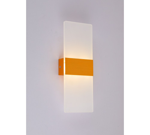 AM008 GD (1/25) Настенный светильник (RL)