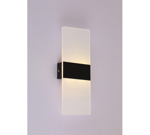 AM008 BK (1/25) Настенный светильник (RL)